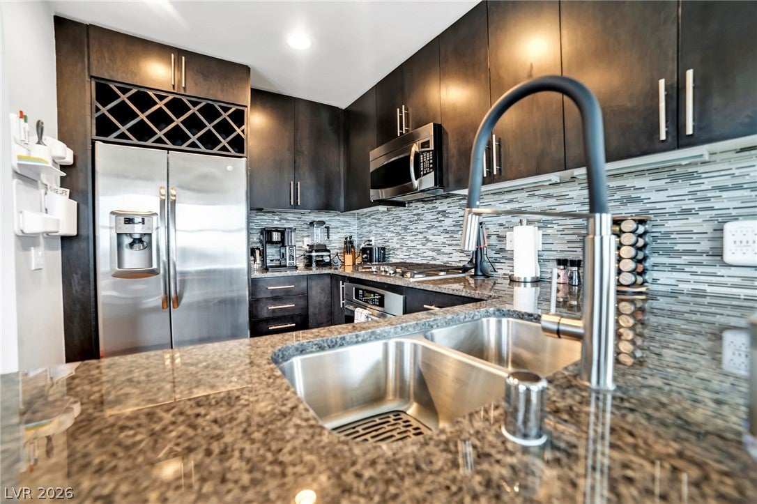 353 E Bonneville Avenue 1104