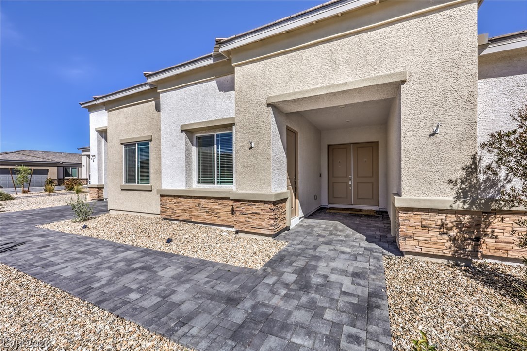 5242 Fisher Falls Court