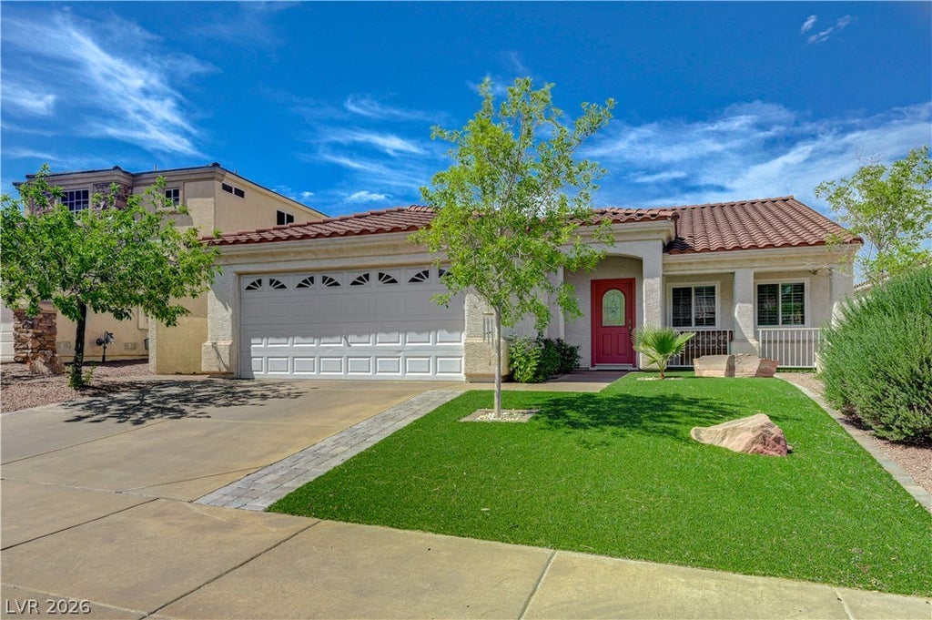 Photo of 740 Camino Del Ray, Henderson, NV 89012 (MLS # 2806507)