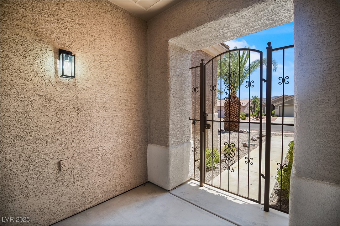 Properties 2 2118 High Mesa Drive