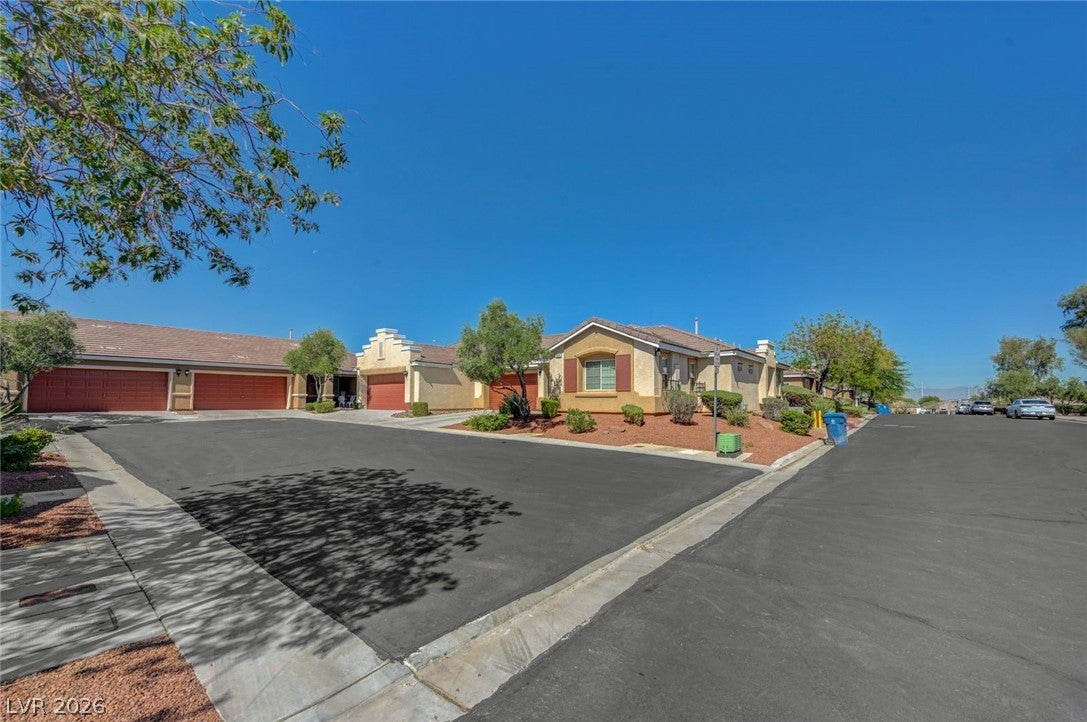10451 Aloe Cactus Street