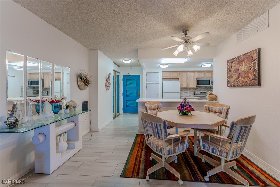 205 E Harmon Avenue #121, Las Vegas, Nevada image 4