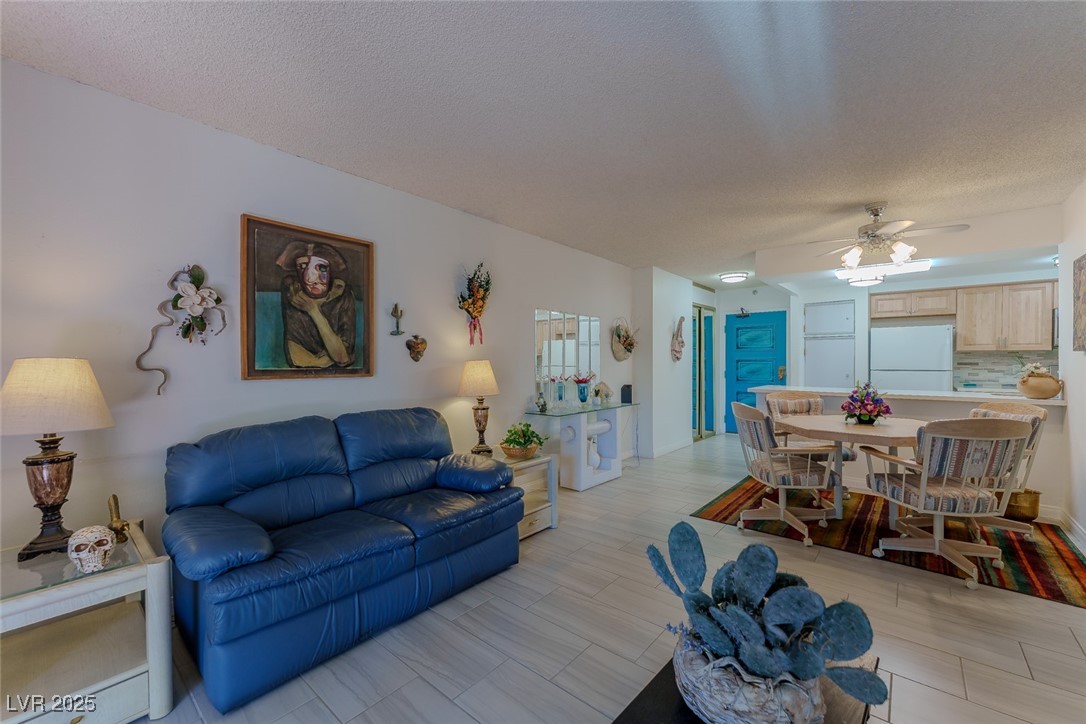 205 E Harmon Avenue #121, Las Vegas, Nevada image 3