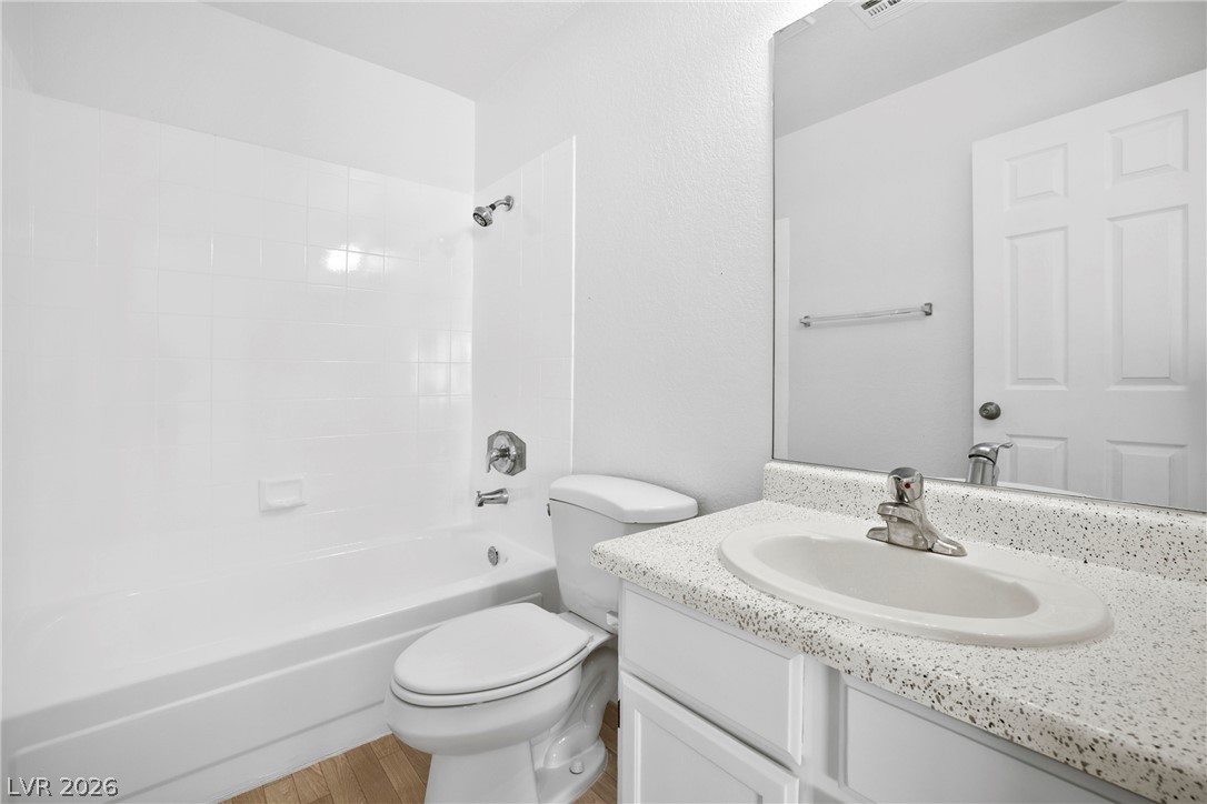 5002 S Rainbow Boulevard 206