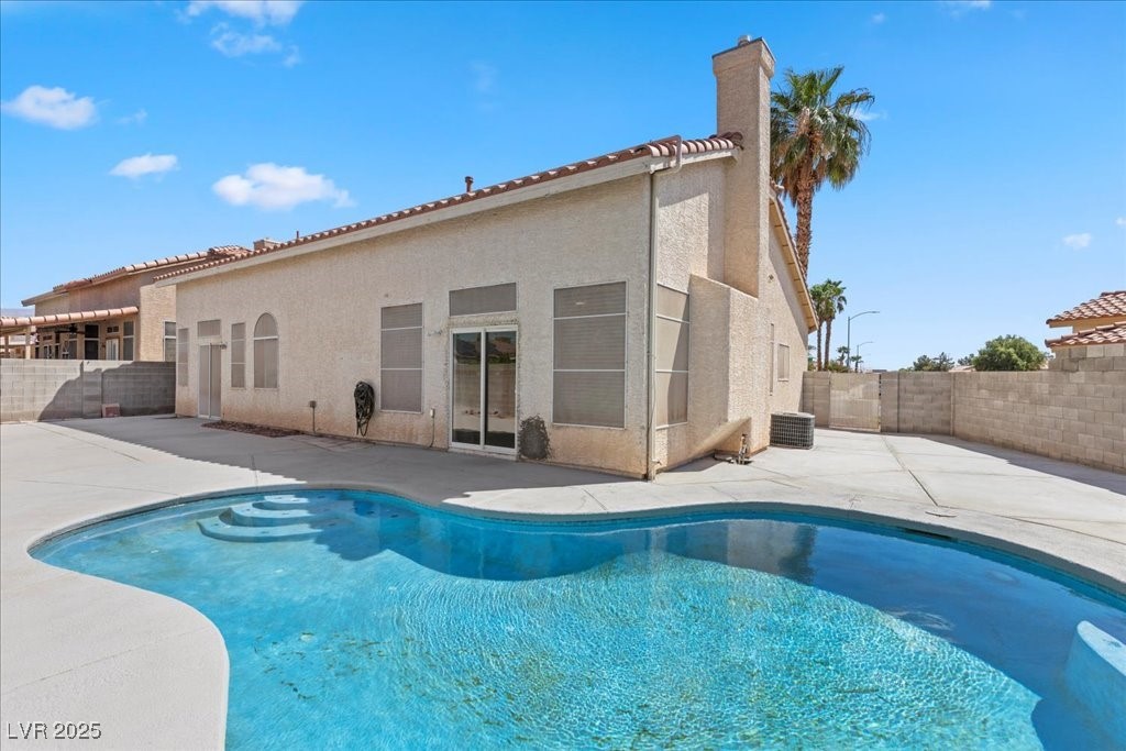 Las Vegas, Nevada 89130, United States, 3 Bedrooms Bedrooms, ,2 BathroomsBathrooms,Residential,Active,193515