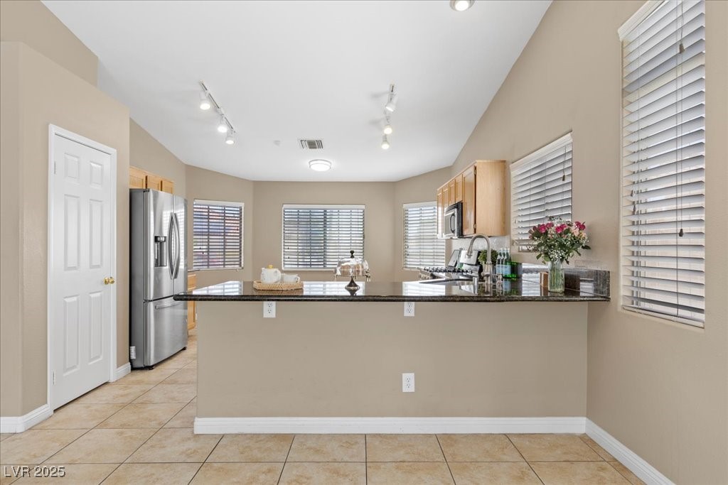 Las Vegas, Nevada 89130, United States, 3 Bedrooms Bedrooms, ,2 BathroomsBathrooms,Residential,Active,193515