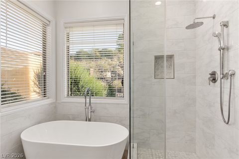 Tiny photo for 29 Gladewater DR, Henderson, NV 89052 (MLS # 2798130)