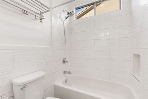 Tiny photo for 29 Gladewater DR, Henderson, NV 89052 (MLS # 2798130)