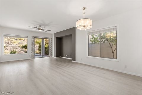 Tiny photo for 29 Gladewater DR, Henderson, NV 89052 (MLS # 2798130)