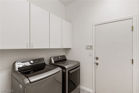 Tiny photo for 29 Gladewater DR, Henderson, NV 89052 (MLS # 2798130)