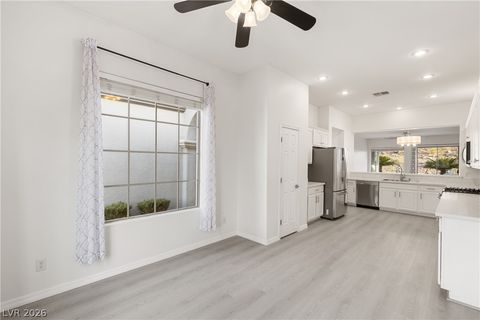 Tiny photo for 29 Gladewater DR, Henderson, NV 89052 (MLS # 2798130)