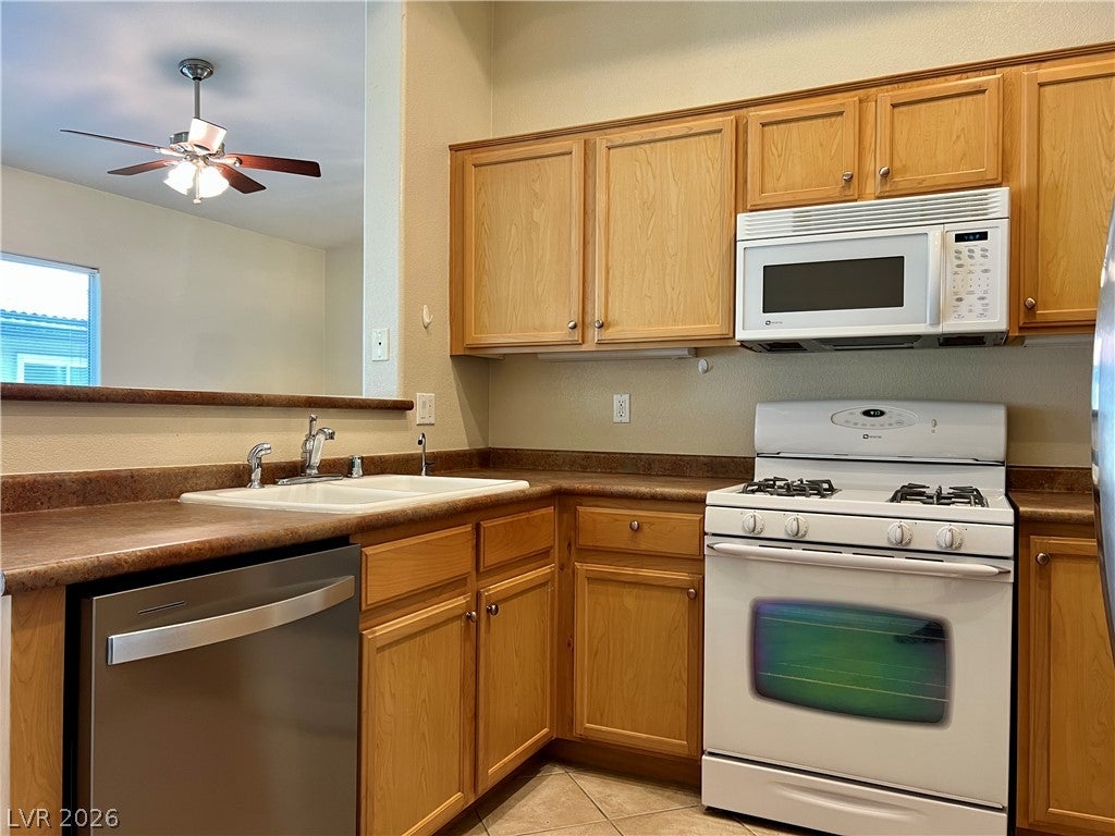 3351 Indian Shadow Street 202