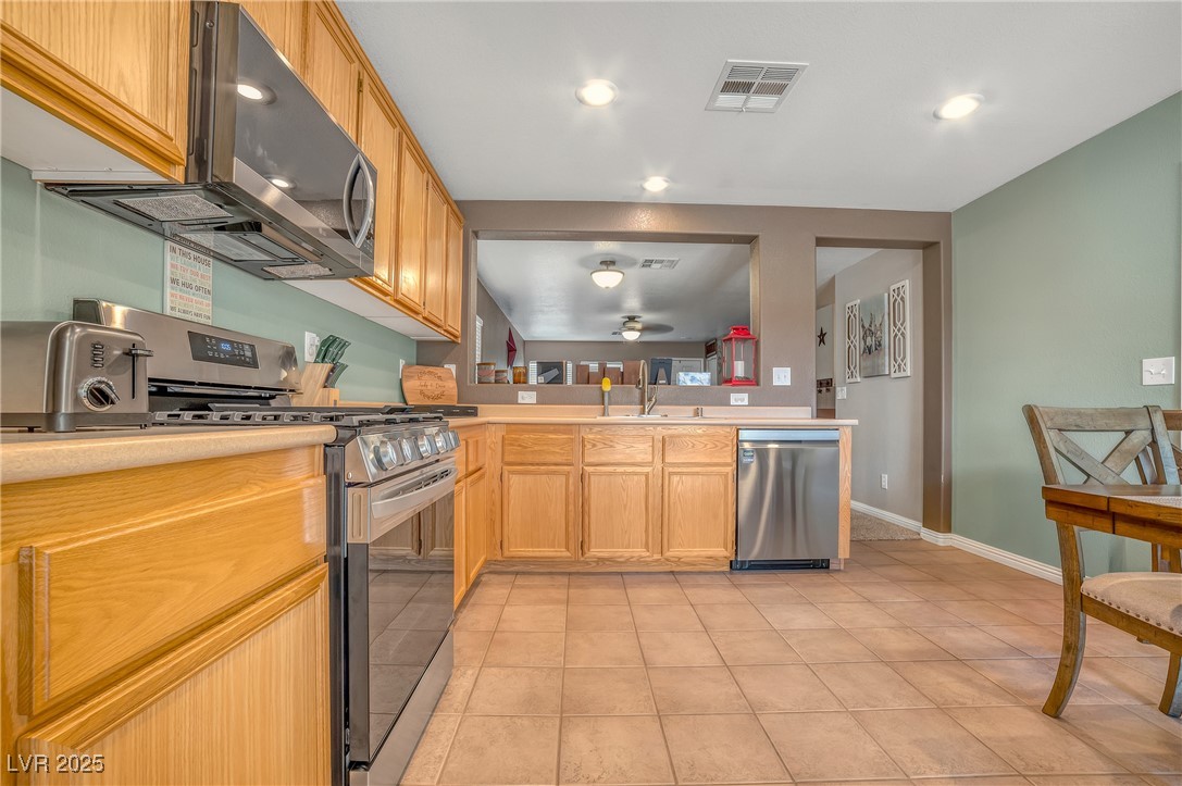 8320 Highland Ranch Street, Las Vegas, Nevada image 6
