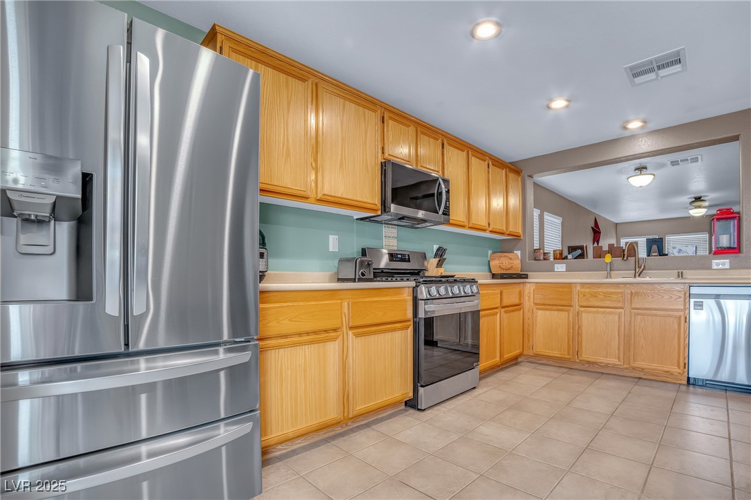 8320 Highland Ranch Street, Las Vegas, Nevada image 3