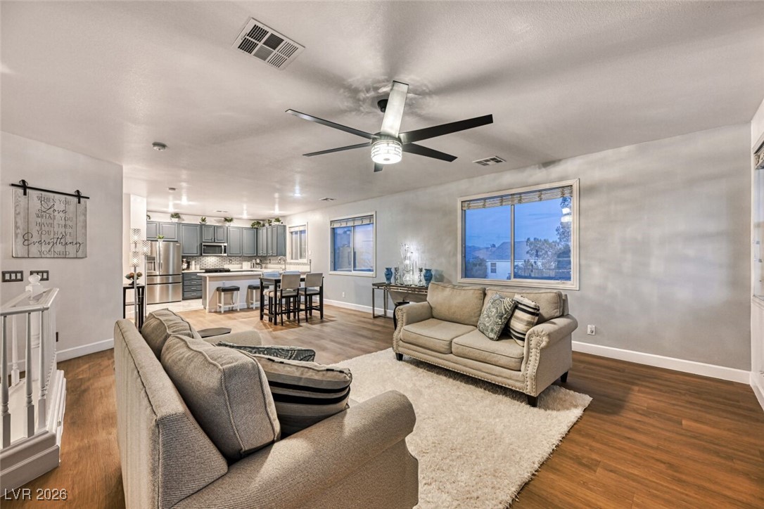 8721 Breezy Brown Avenue