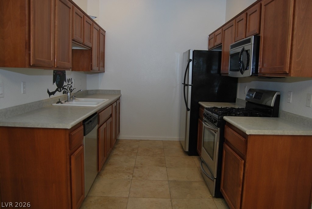 8805 JEFFREYS Street 2111