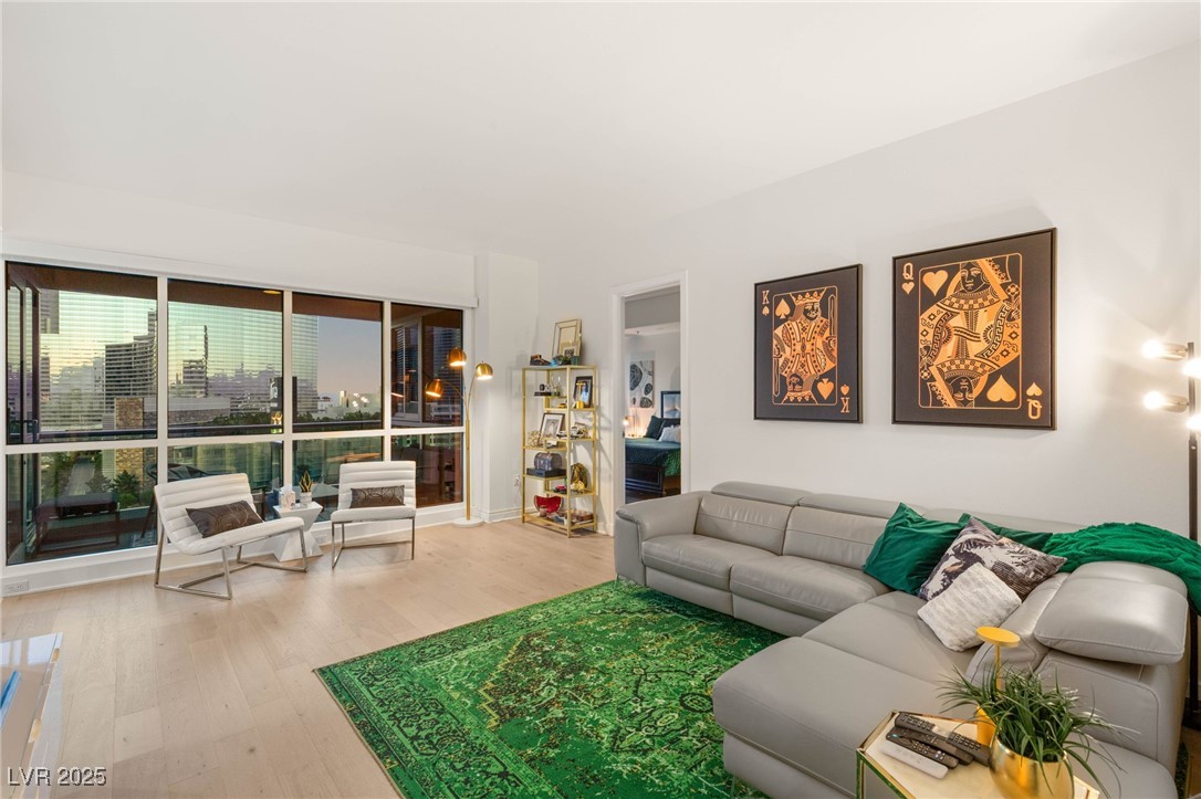 4525 Dean Martin Drive 1007