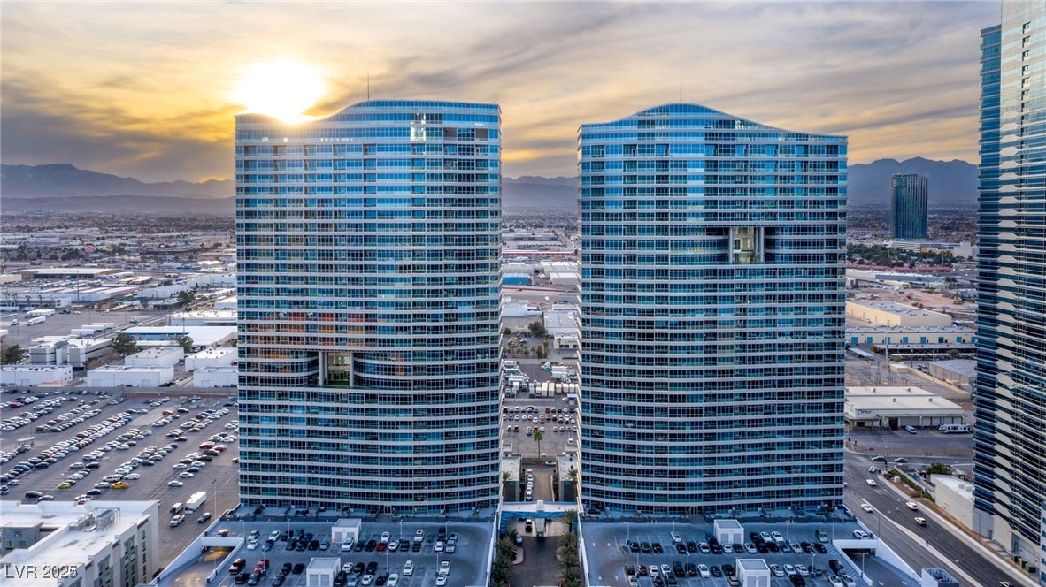 4525 Dean Martin Drive 1007