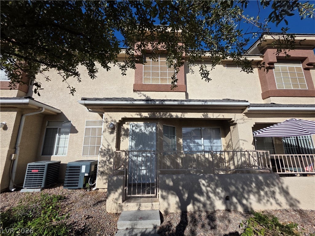 1236 DUSTY CREEK Street n/a