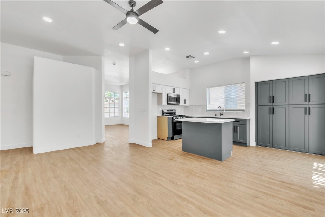 831 Purple Sage Terrace, Henderson, Nevada image 3