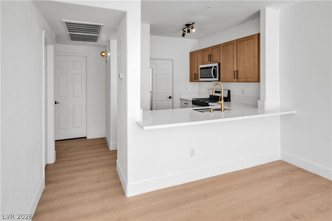 7119 S Durango Drive 213