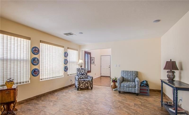 9022 Sosa Creek Avenue