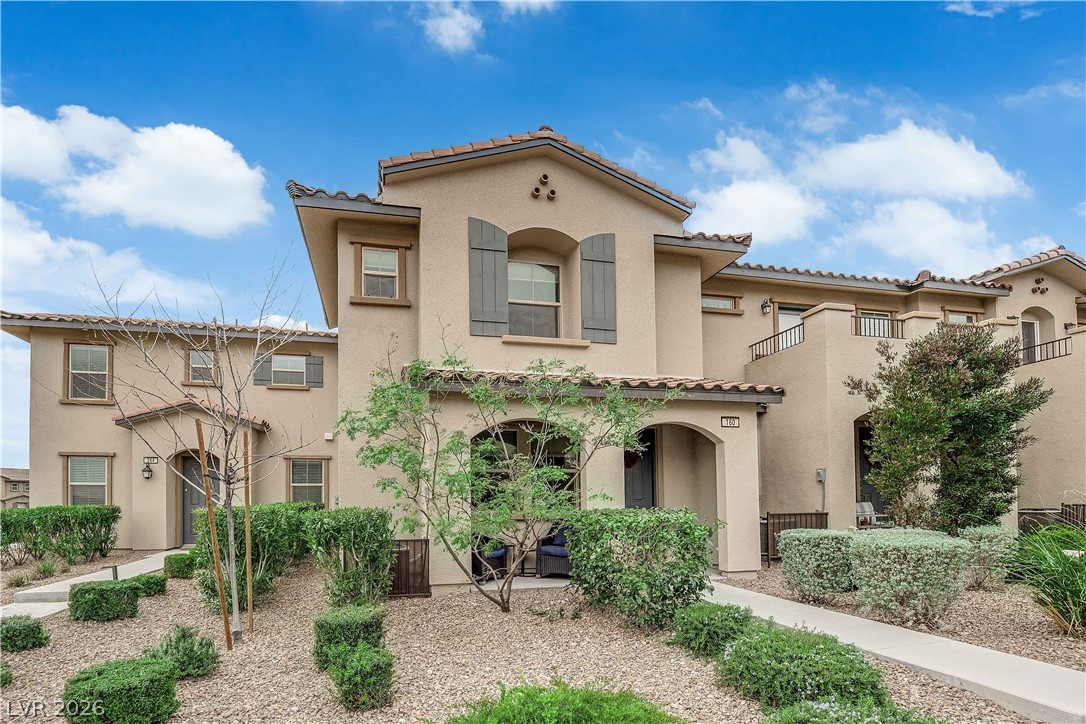 160 Lomita Heights Drive