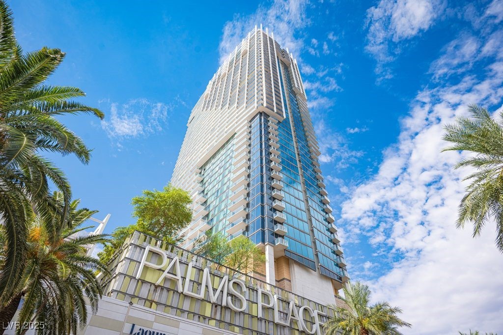 4381 W Flamingo Road 8304