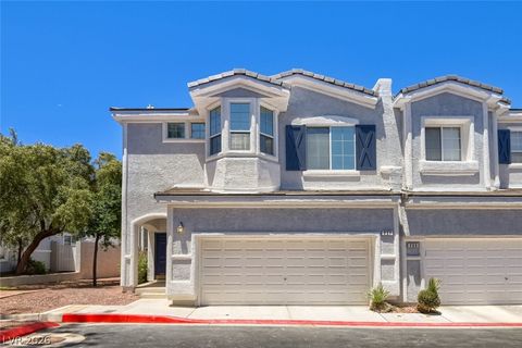 Townhouse For Sale - 237 Kindred Point Court<br/> Henderson, NV 89052