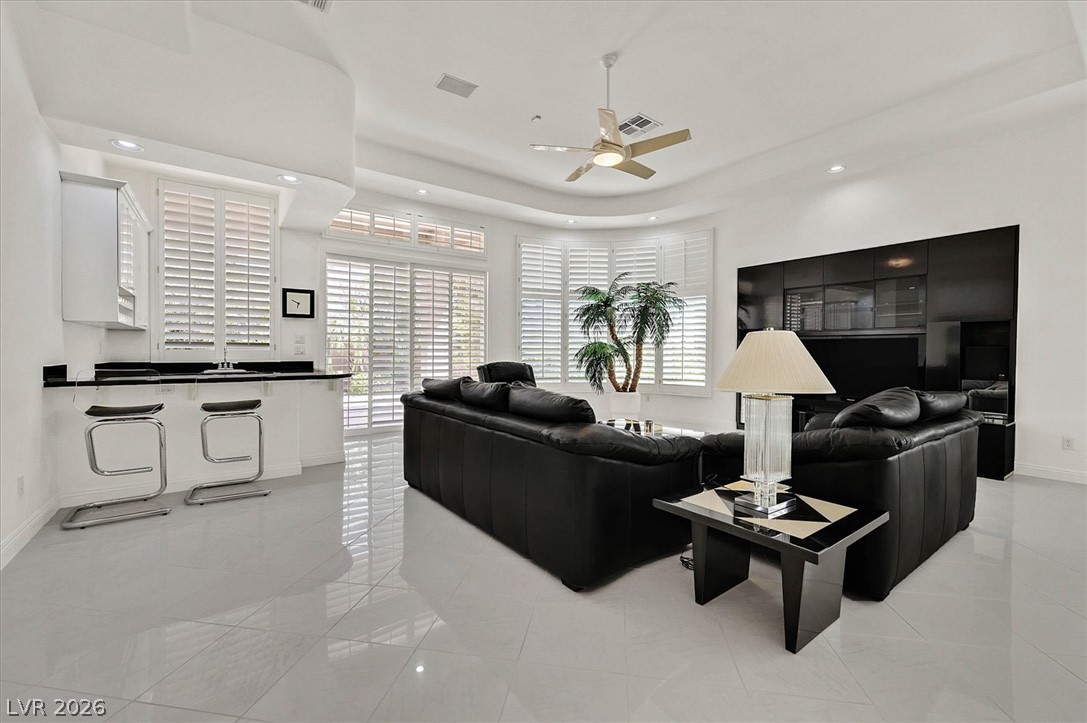 10012 Mirada Drive