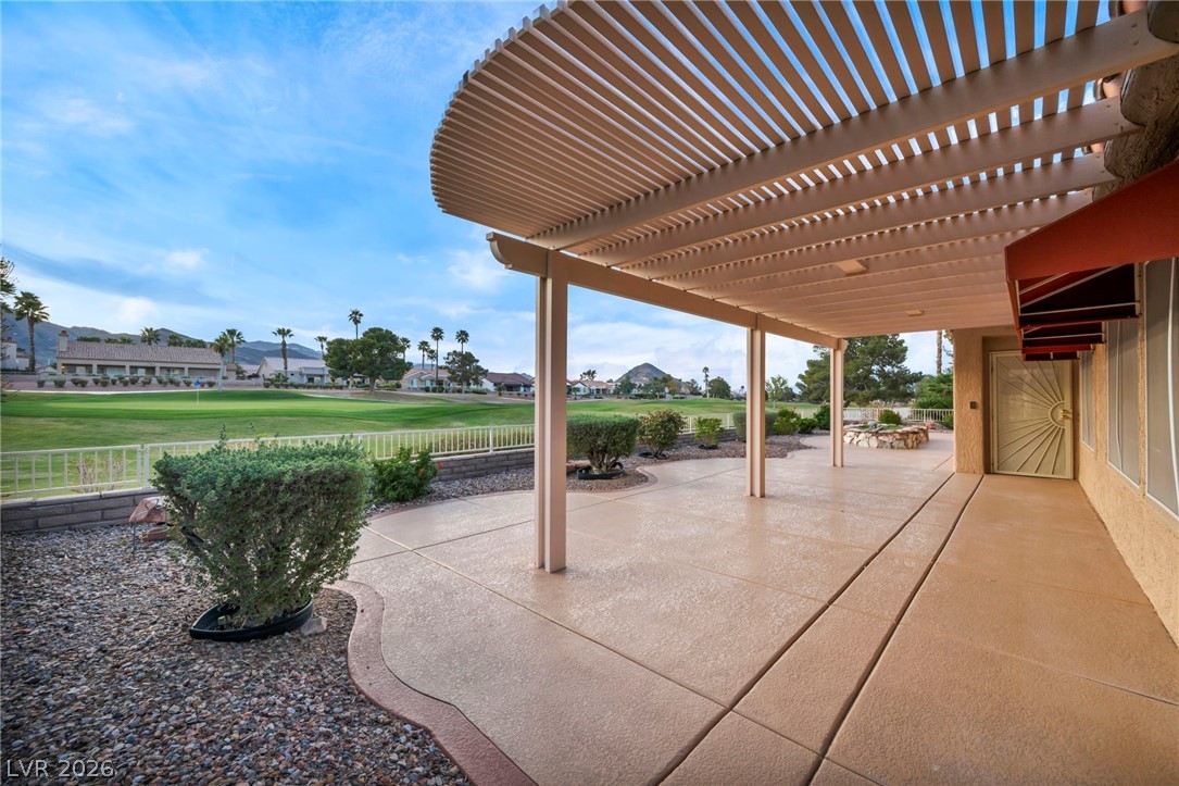 2837 Billy Casper Drive