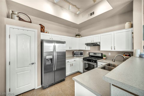 Tiny photo for 2305 W Horizon Ridge Parkway #3621, Henderson, NV 89052 (MLS # 2796159)