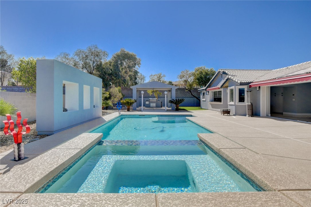 Properties 2 7575 Coley Avenue