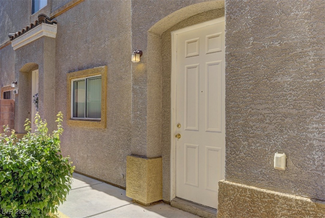 6170 E Sahara Avenue 1087