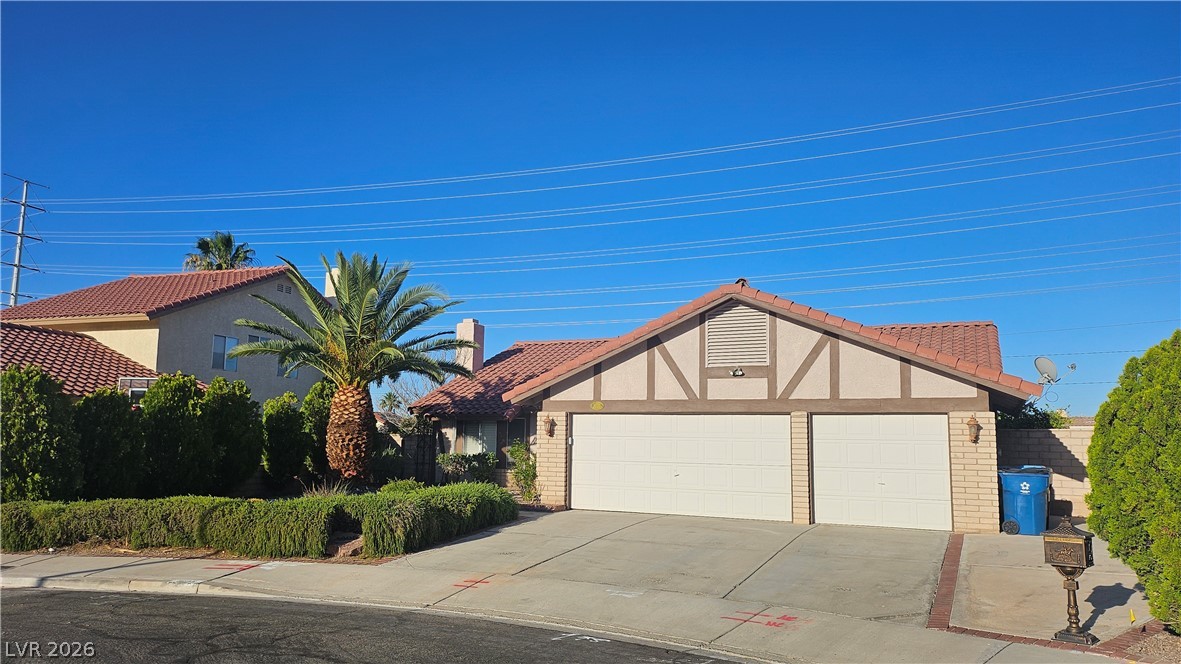 1605 Brocado Lane