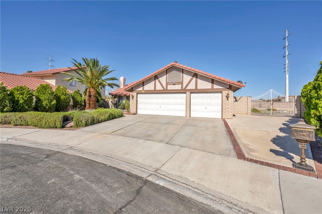 1605 Brocado Lane