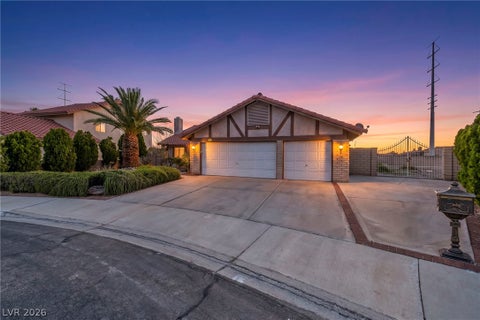 Homes For Sale - 1605 Brocado Lane<br/> Las Vegas, NV 89117