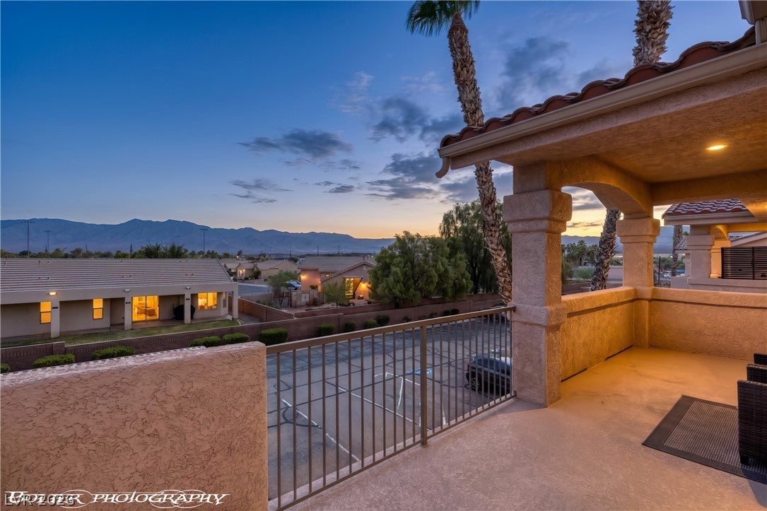 517 W Mesquite Boulevard 324