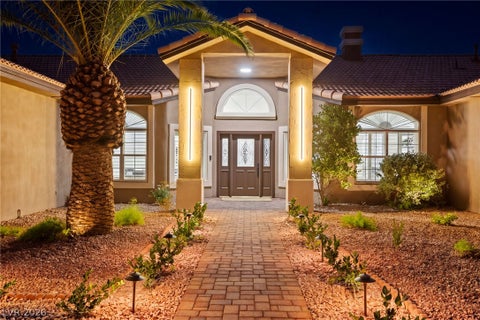 Tiny photo for 7540 Crystal Cave Drive, Las Vegas, NV 89117 (MLS # 2796847)