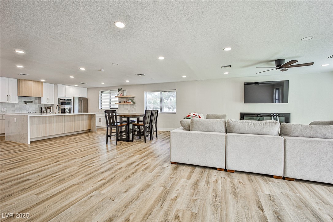 9340 W Washburn Road, Las Vegas, Nevada image 9