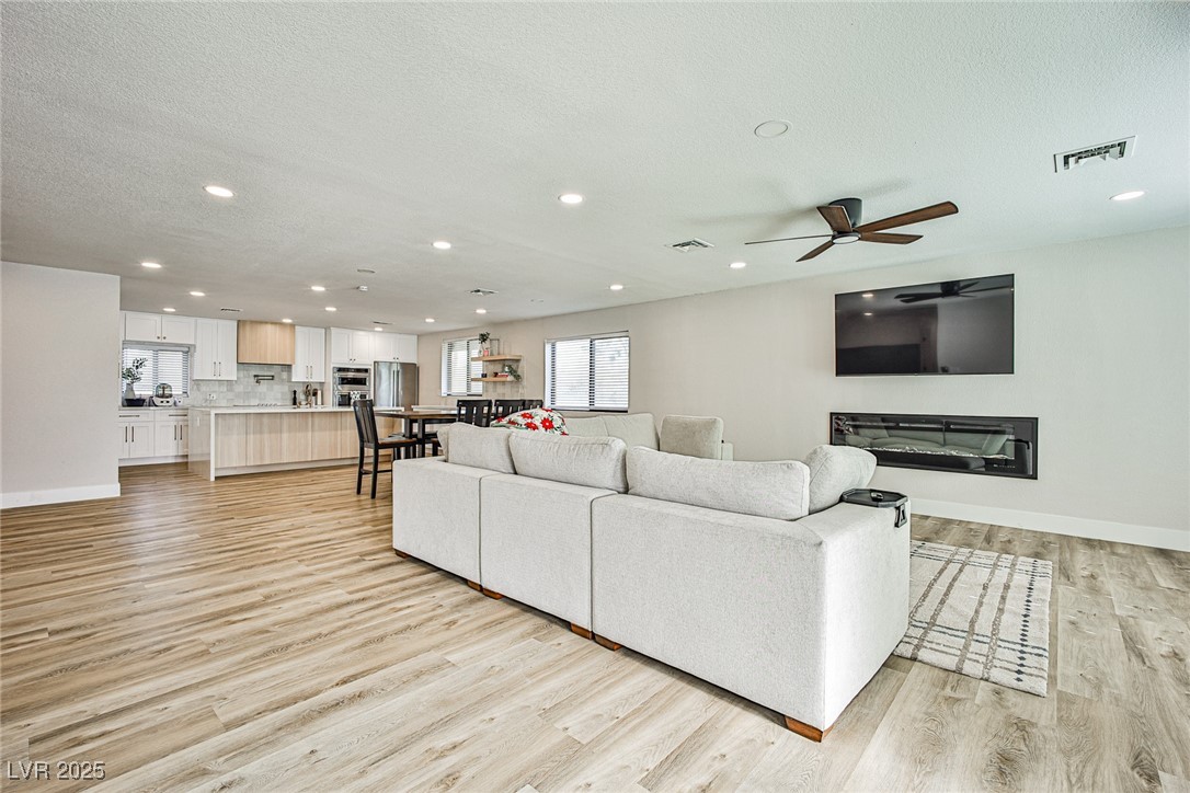 9340 W Washburn Road, Las Vegas, Nevada image 11