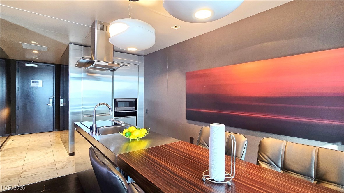 4381 W Flamingo Road 3621