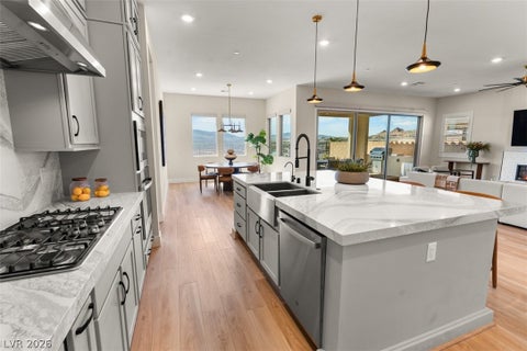 Tiny photo for 393 Faro Di Portofino Court, Henderson, NV 89011 (MLS # 2767611)