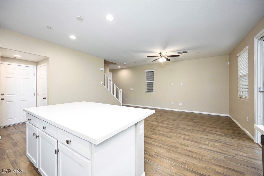 5039 Tranquil View Street