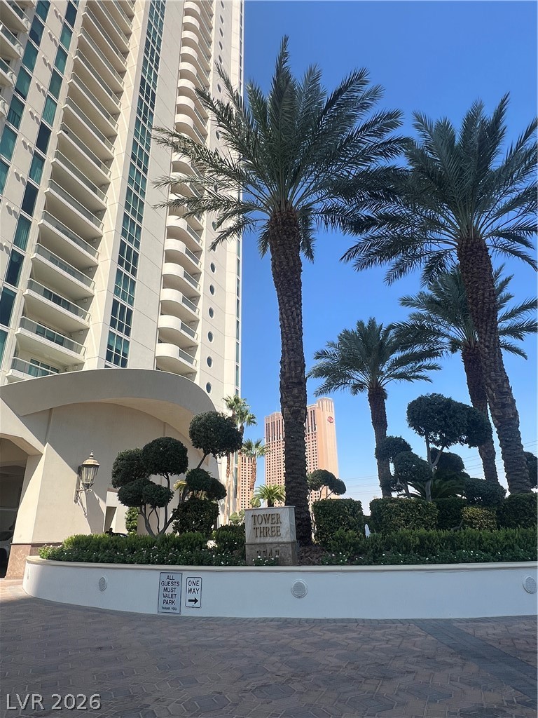 2747 Paradise Road 205