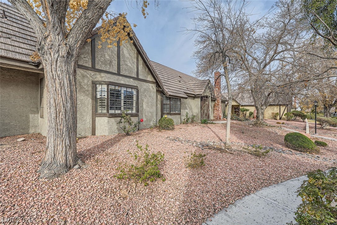 3954 Edgemoor Way