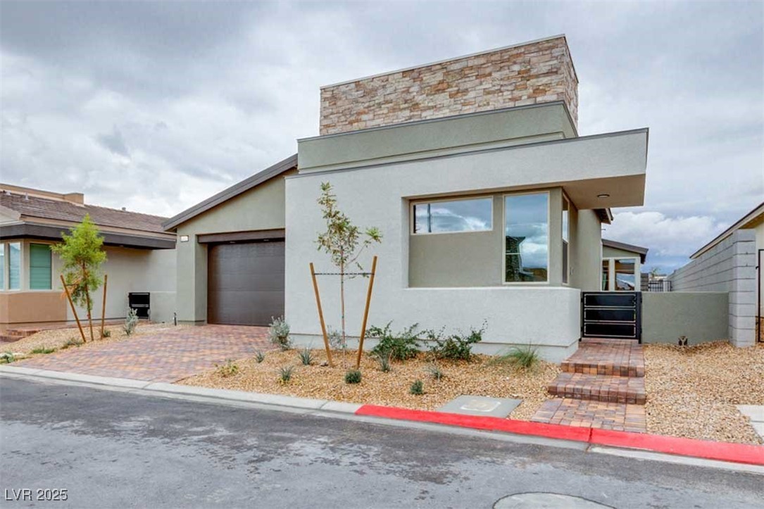 10325 Mulberry Crest Avenue