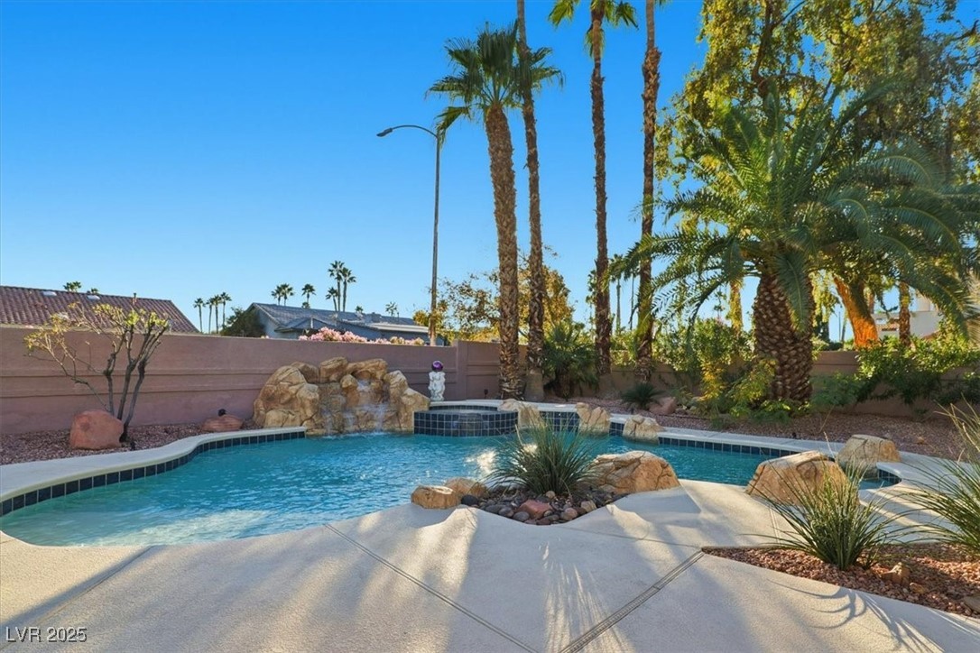 Las Vegas, Nevada 89120, United States, 3 Bedrooms Bedrooms, ,3 BathroomsBathrooms,Residential,Active,244459