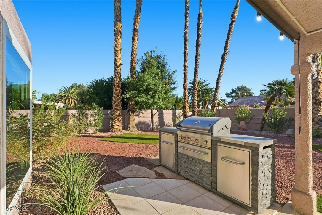 Las Vegas, Nevada 89120, United States, 3 Bedrooms Bedrooms, ,3 BathroomsBathrooms,Residential,Active,244459