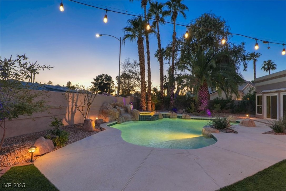 Las Vegas, Nevada 89120, United States, 3 Bedrooms Bedrooms, ,3 BathroomsBathrooms,Residential,Active,244459